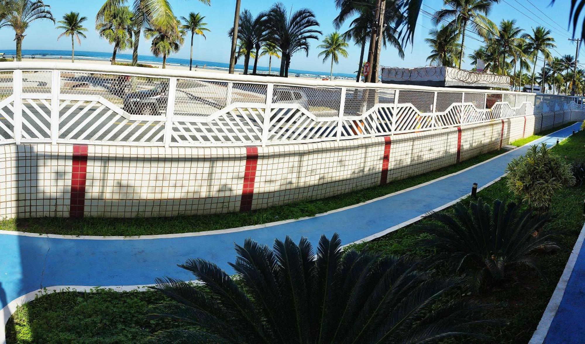 Aconchegante Apartamento Com Vista Para O Mar -Guilhermina Praia Grande  Exterior photo